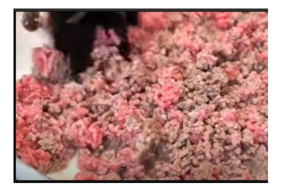 ZAŠTO SE PRVO PRŽI MLJEVENO MESO, PA SE TEK ONDA DODAJE CRNI LUK? Kuvarica otkrila tajnu, LJUDI ZINULI OD ŠOKA ZAŠTO SE PRVO PRŽI MLJEVENO MESO, PA SE TEK ONDA DODAJE CRNI LUK? Kuvarica otkrila tajnu, LJUDI ZINULI OD ŠOKA - featured image