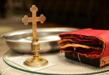 Ove ljude nikako NE SMETE uzimati za kumove: Ako svom detetu želite dobro, pratite ovih 5 pravila Ove ljude nikako NE SMETE uzimati za kumove: Ako svom detetu želite dobro, pratite ovih 5 pravila - featured image